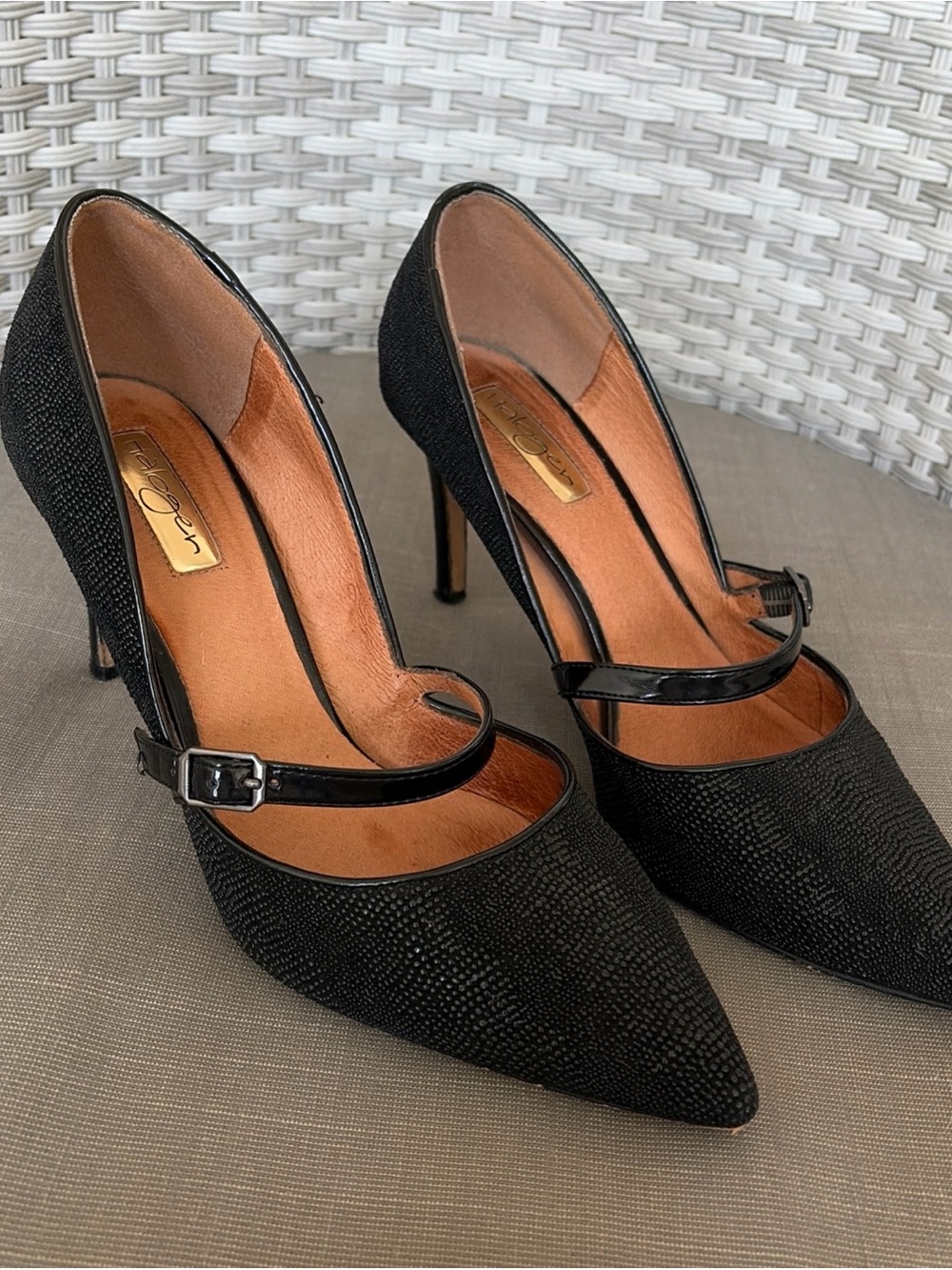 Halogen Hamarci-Lea Women's 8 Black Stingray Print Leather High Heels